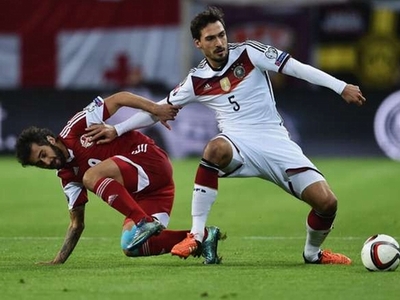 Đức nhọc nhằn giành vé dự EURO 2016
