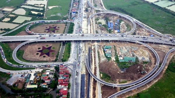 Nút giao Cầu Thanh Trì với Quốc lộ 5