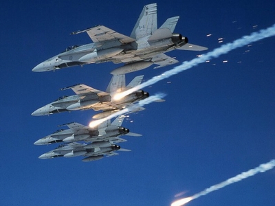 Canada bất ngờ rút máy bay chiến đấu khỏi Iraq và Syria!