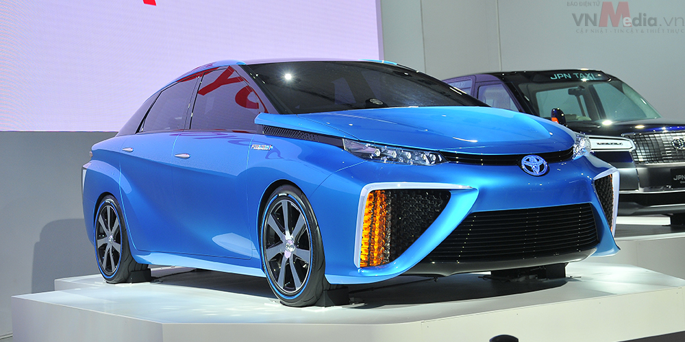 Toyota Việt Nam ra mắt FCV, Prius 2015