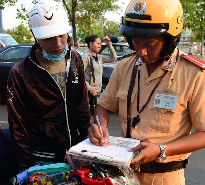 Sẽ nộp tiền phạt vi phạm giao thông qua ngân hàng