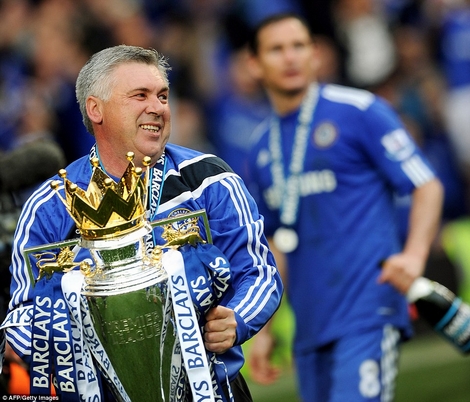 Ông Ancelotti từng giúp Chelsea vô địch Premier League năm 2010