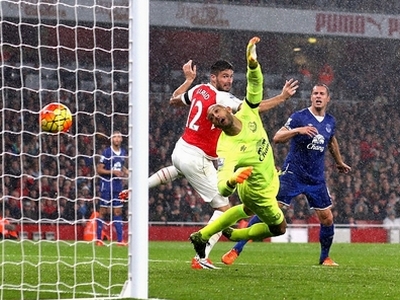 Vòng 4 League Cup: Arsenal dễ thở, Chelsea gặp khó
