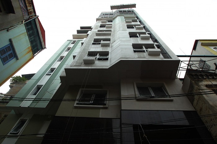 Hà Nội: Buộc Phó Giám đốc Sở xây nhà sai phép dỡ bỏ 3 tầng nhà