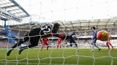 Ramires ghi bàn mở tỉ số cho Chelsea ngay ở phút thứ tư