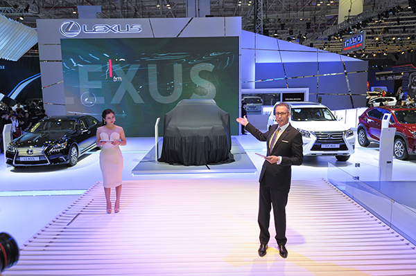 Paul Carroll tại gian hàng Lexus ở VMS 2015