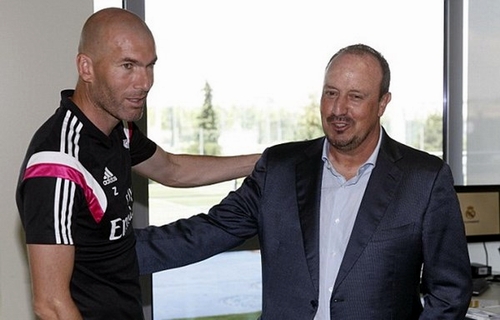 Zidane sẽ thay ông Benietz nếu Real Madrid thua trước Barca!