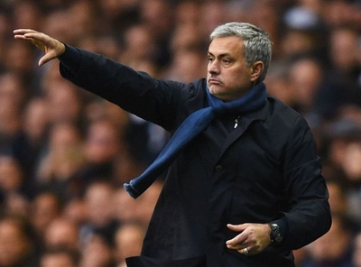 HLV Mourinho mừng ra mặt sau trận hòa với Tottenham