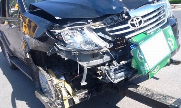 Chiếc xe do ông Hùng sau khi gây tain nạn.