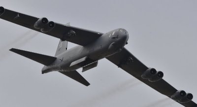 Mỹ chưa thể &quot;bỏ rơi&quot; máy bay ném bom B-52