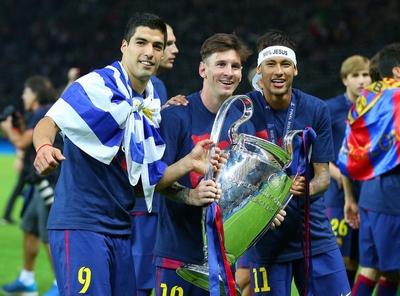 Cú &quot;ăn 3&quot; của Barca dẫn đầu 10 sự kiện bóng đá 2015