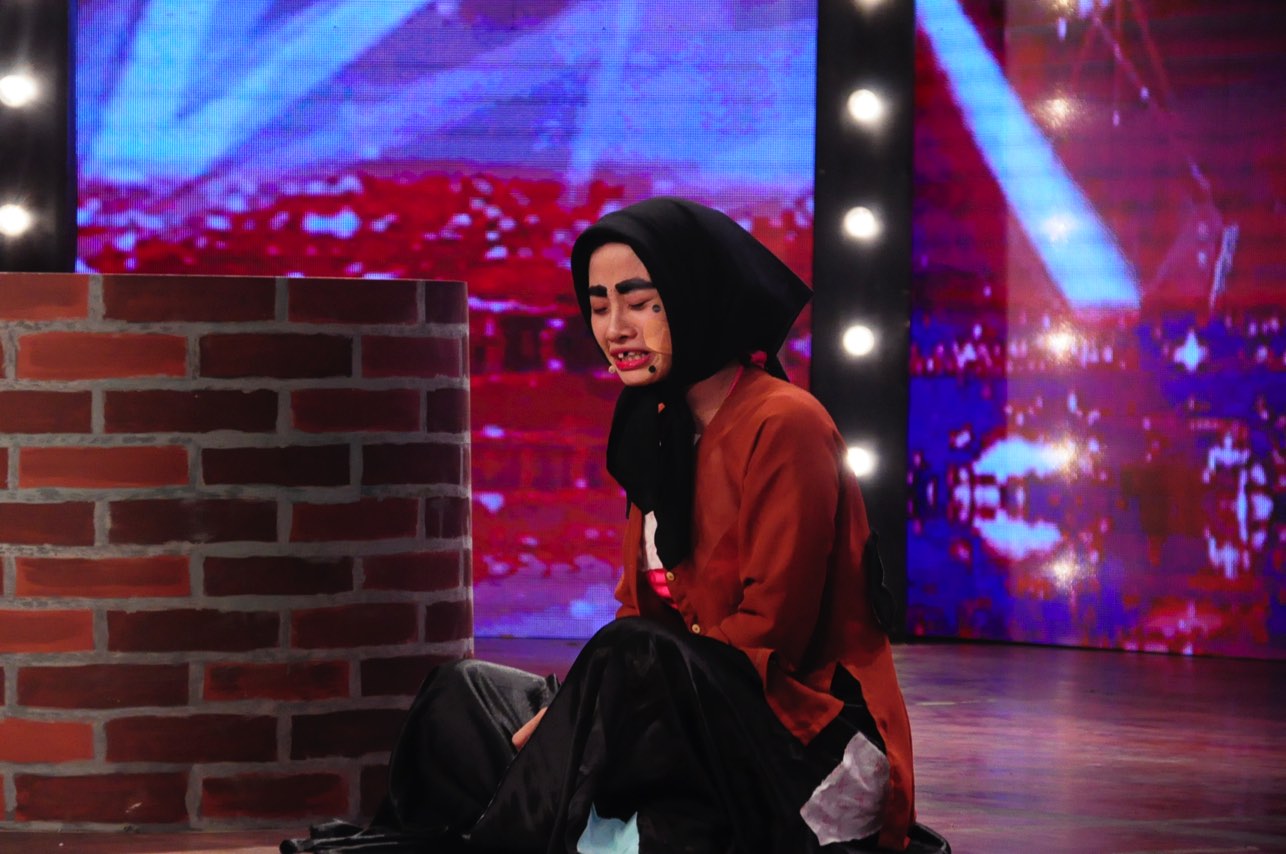 Vietnam's Got Talent: Việt Hương nóng mặt vì thí sinh thổ lộ trốn viện đi thi