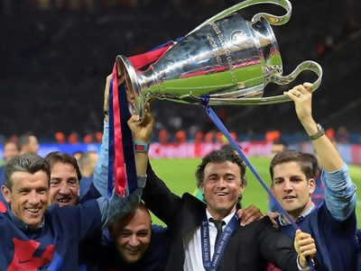 HLV Enrique gặt hái thành công vang dội cùng Barca trong năm 2015