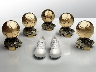 Adidas thửa riêng giày bạch kim cực &quot;độc&quot; cho Messi