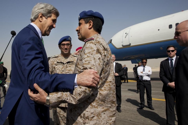 Sau chuyến công du đến Trung Đông, Ngoại trưởng Mỹ Kerry đến Châu Á để giải quyết vấn đề Biển Đông và Triều Tiên.