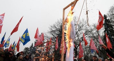 Kiev đang &quot;tự sát chính trị&quot;?