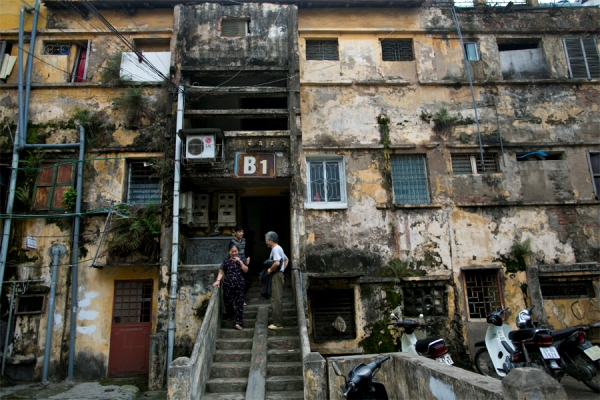 Hà Nội công bố 42 chung cư cũ ở tình trạng &quot;nguy hiểm&quot;