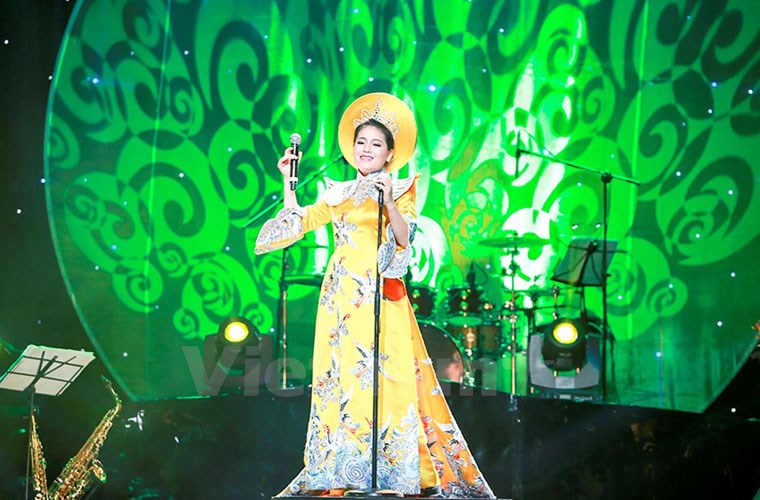 Quang Linh sẽ xuất hiện trong liveshow của ca sĩ Anh Thơ
