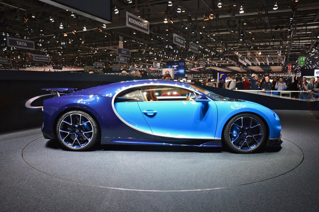 Bugatti Chiron 5.jpg