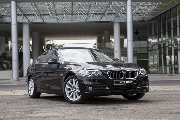 BMW 520i Special Edition có giá sau thuế 2,346 tỷ đồng