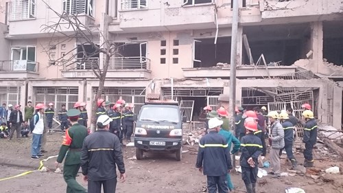 Hà Nội: Nổ lớn tại cửa hàng hàn xì, 4 người tử vong