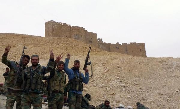 Quân đội Syria ăn mừng chiến thắng ở Palmyra