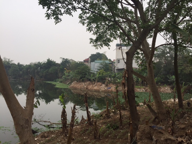Khu vực ao hồ tại P. Đại Mỗ, quận Nam Từ Liêm bị lấn chiếm