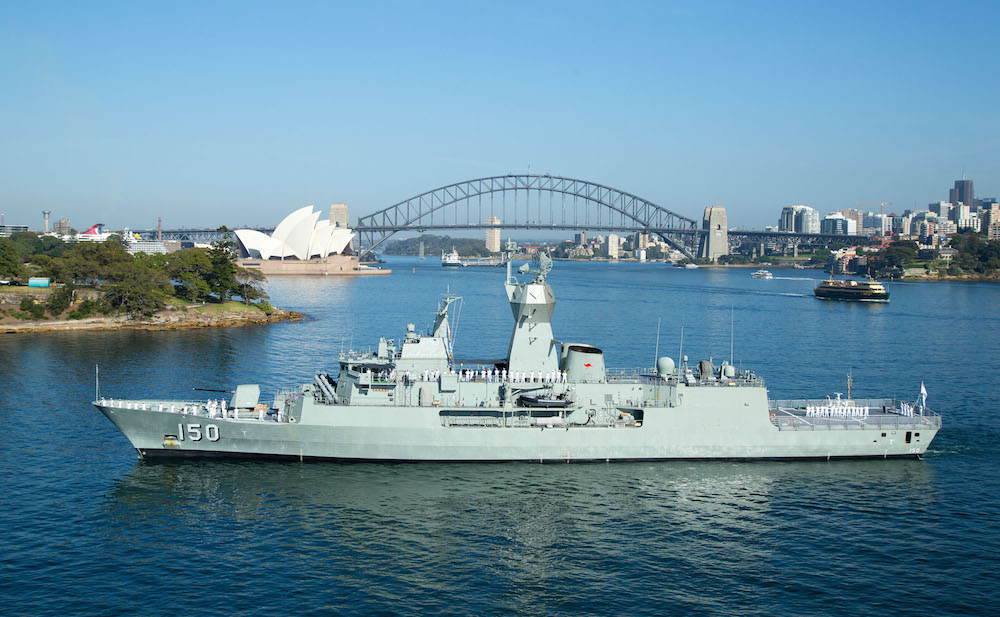 Tàu hải quân Australia thăm TP. Hồ Chí Minh