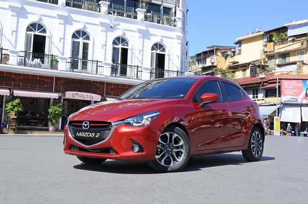 Mazda2 giảm giá tới 15 triệu từ tháng 6/2016