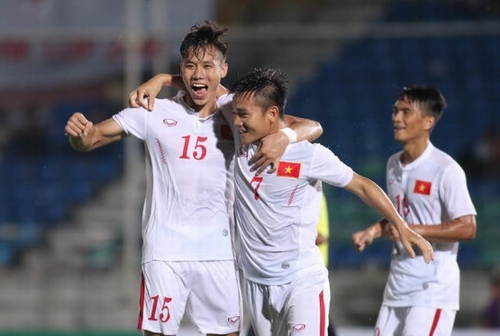 Tuyển Việt Nam giành chiến thắng ấn tượng trước Singapore