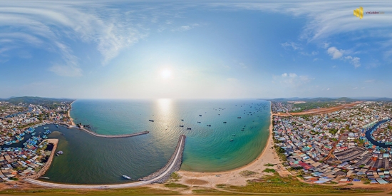 Ngỡ ngàng vẻ đẹp Việt Nam nhìn từ góc ảnh 360 trên cao
