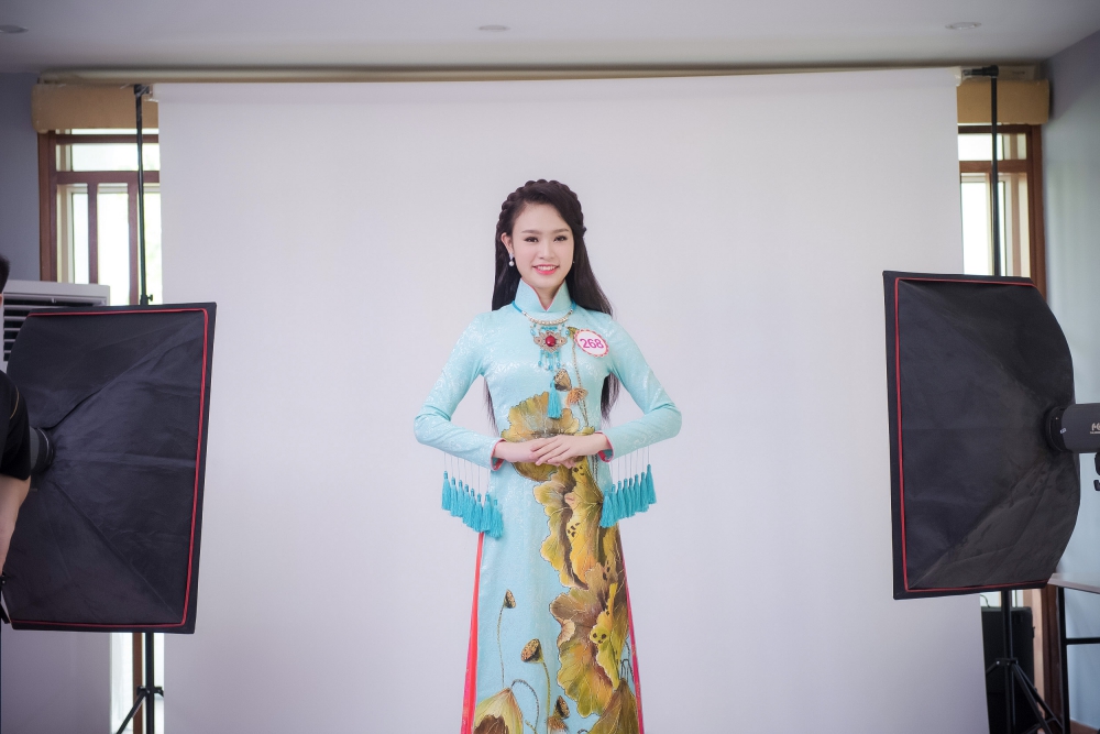 Hoa hậu Việt Nam 2016: Cận cảnh nhan sắc người đẹp sở hữu giải vàng &quot;Sáng chế kỹ thuật&quot;