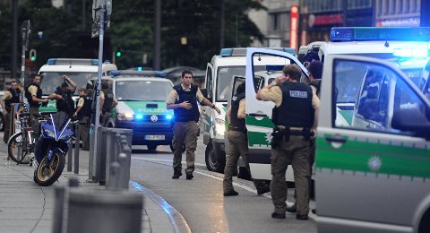 Đức: Nổ súng giết 9 người vì bị bắt nạt 7 năm