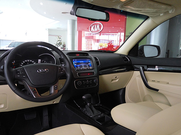 Kia-Sorento-3.jpg