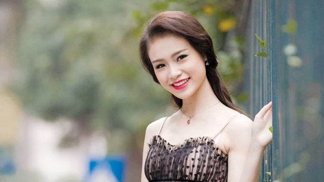 Hoa hậu Việt Nam 2016: Tiết lộ thú vị về hai cô gái từng gặp lãnh đạo quốc tế