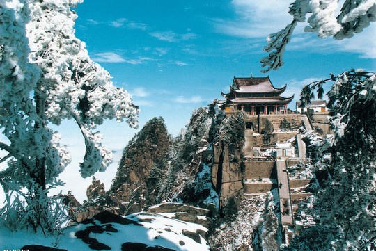 Chiêm ngưỡng 10 ngọn núi có kiến trúc đặc biệt nhất Trung Quốc
