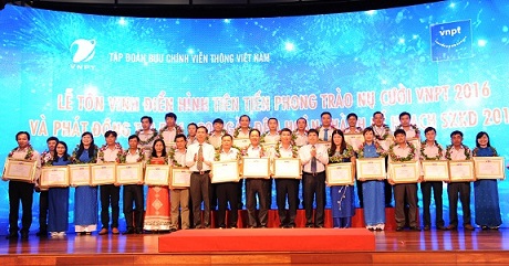 VNPT tôn vinh 140 lao động điển hình năm 2016