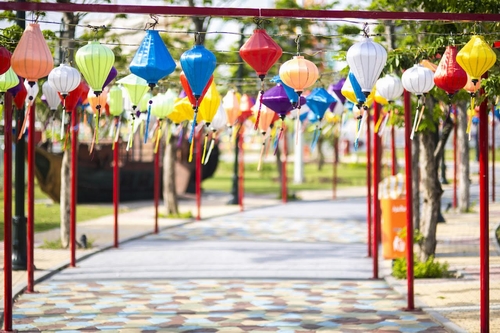 Sôi động lễ hội đèn lồng mừng trung thu tại Asia Park