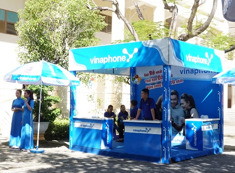 Tại sự kiện VNPT VinaPhone đã có gian hàng giới thiệu sản phẩm, dịch vụ dành cho sinh viên.