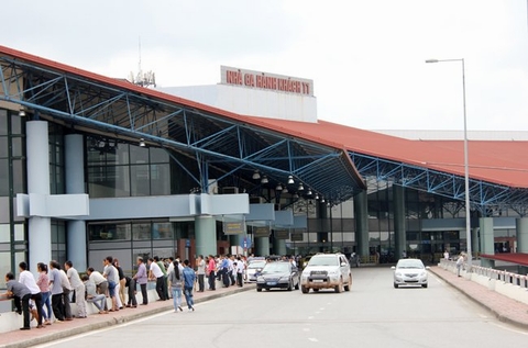 Cháy ô tô ở sân bay Nội Bài, lái xe tử vong