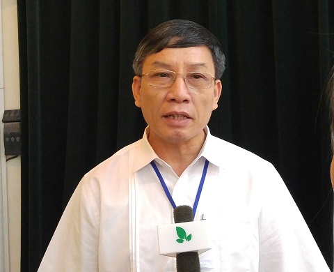 ông Nguyễn Hồng Sơn - Trưởng ban Tuyên huấn Trung ương Hội Nông dân Việt Nam, Trưởng Ban Giám khảo vòng thi Quốc gia trao đổi với phóng viên.