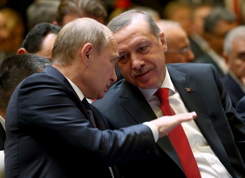 Tổng thống Putin và người đồng cấp Erdogan tỏ ra rất thân thiết với nhau