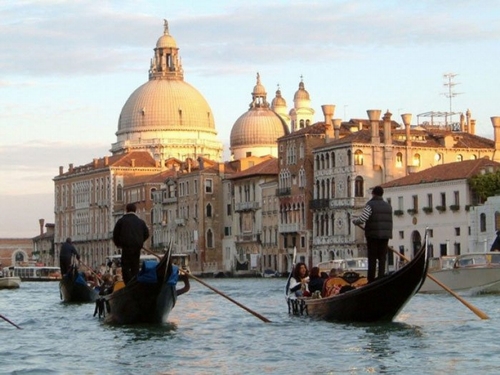 Cuộc chiến bảo vệ Venice trướ​c dòng nước lũ