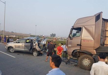 Bắt tài xế lùi xe Innova trong vụ tai nạn 10 người thương vong