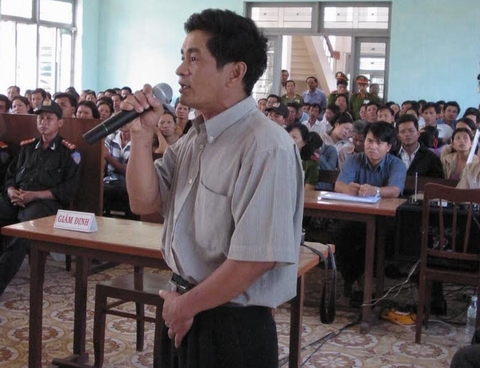 Thu hồi chứng chỉ luật sư nguyên điều tra viên 'án oan Huỳnh Văn Nén'