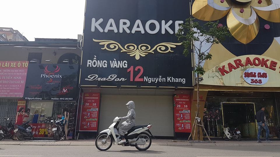 Nhiều quán karaoke đóng cửa im lìm