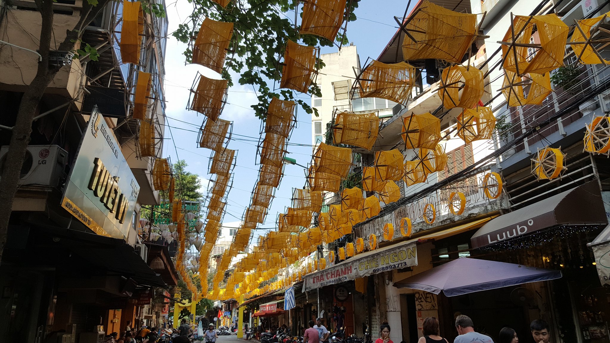 Hàng loạt các sự kiện độc đáo giữ chân du khách tại phố cổ Hà Nội