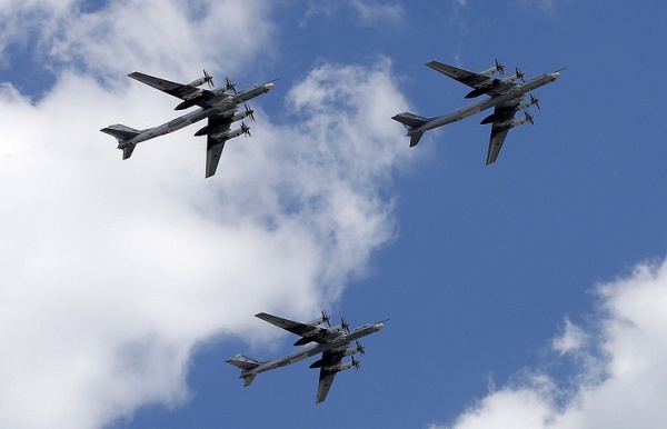 Máy bay ném bom của Nga tung đòn hủy diệt ở Syria