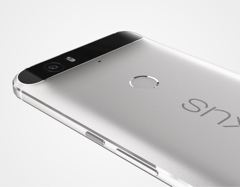 Nexus 6P cũng là những đối thủ đáng gườm và xứng tầm thay thế iPhone 7 Plus.  