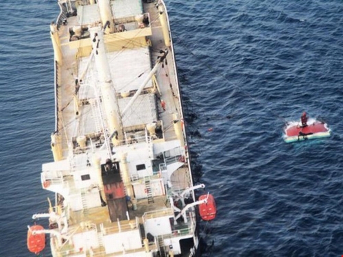 15 người mất tích khi tàu Indonesia đâm tàu hàng Việt Nam